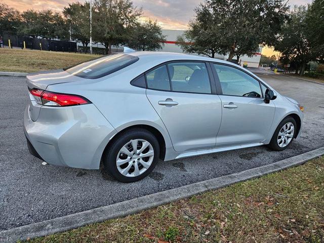 2024 toyota corolla le