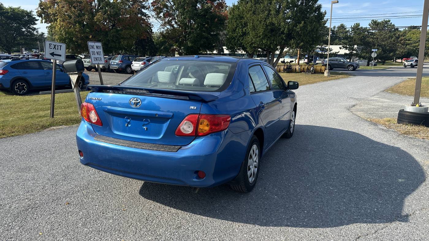 2009 toyota corolla le