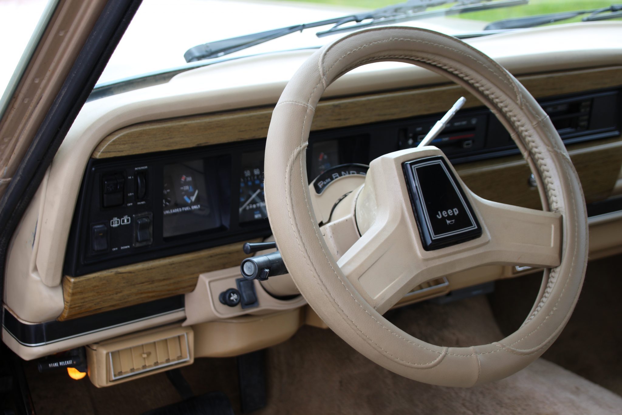1990 jeep grand wagoneer