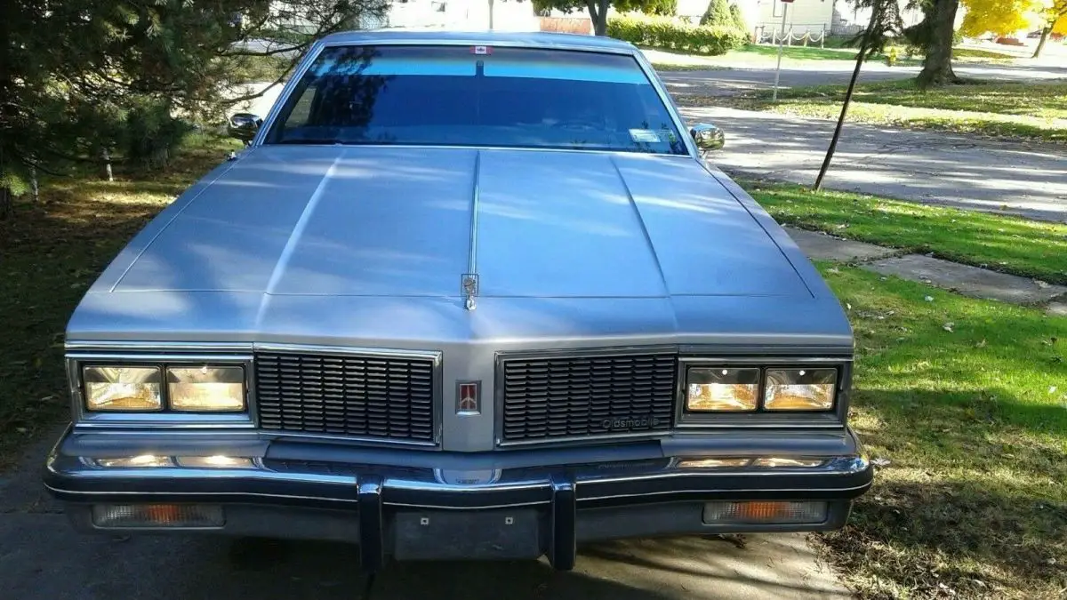 1984 oldsmobile delta 88 royale two - door - !