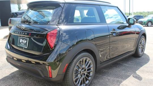 2025 Mini Hardtop