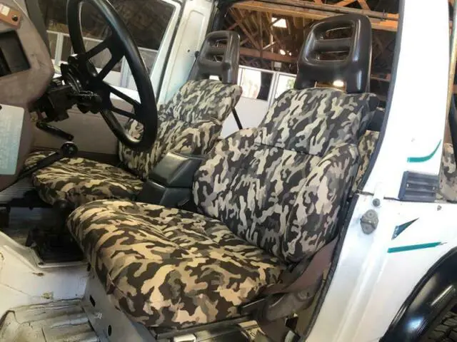 1990 suzuki samurai jl 2dr 4wd suv manual 5-speed 4wd i4 1.3l gasoline
