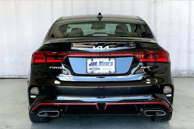 2023 kia forte gt