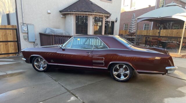 1964 buick riviera sedan brown rwd automatic 2 door