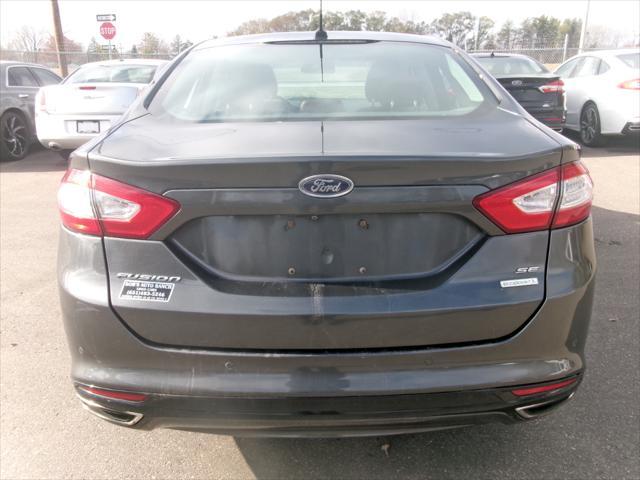 2015 ford fusion se