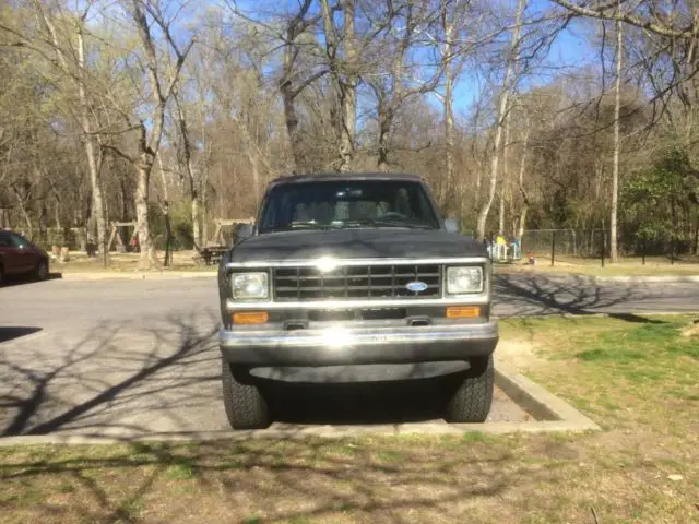 ford bronco ii xlt 4x4