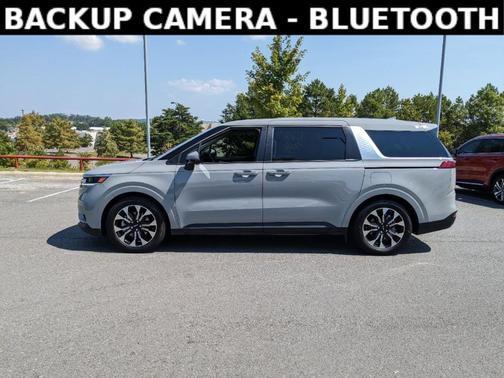 2022 kia carnival in canton, michigan