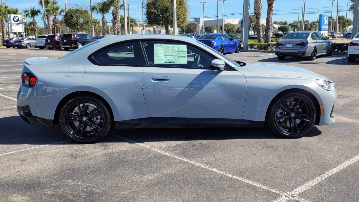 2024 bmw 2 series 230i