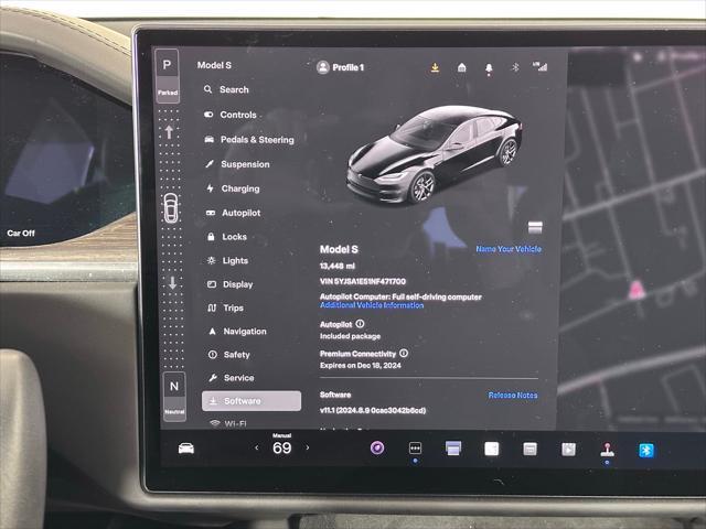 2022 tesla model s base