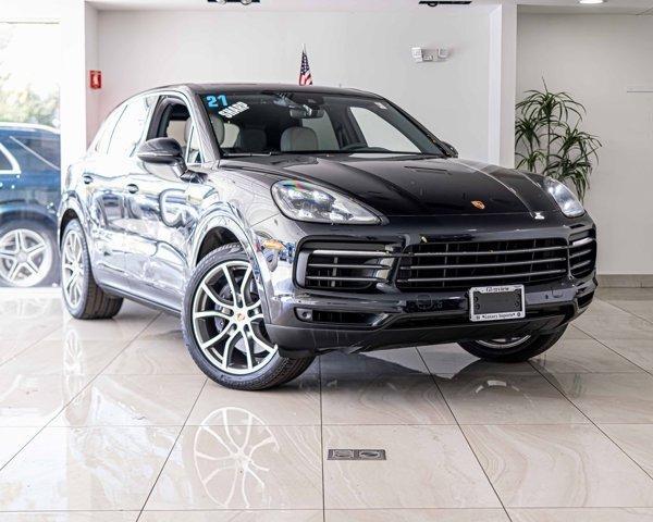 2021 porsche cayenne base
