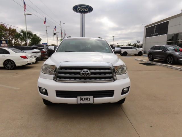 2016 toyota sequoia limited