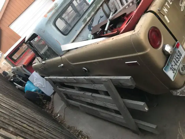 1970 international scout pickup 2 vehicles 1 with motor and 1 without motor
