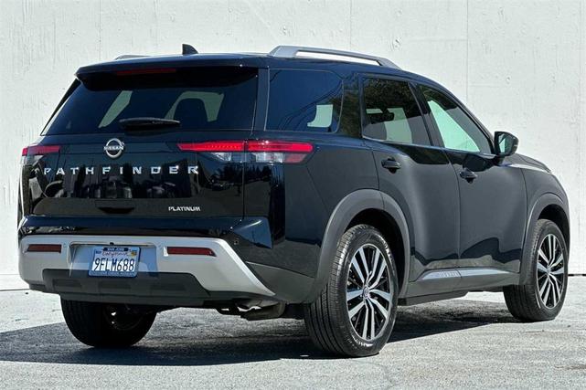2023 nissan pathfinder platinum