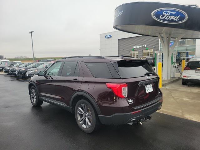 2022 ford explorer xlt