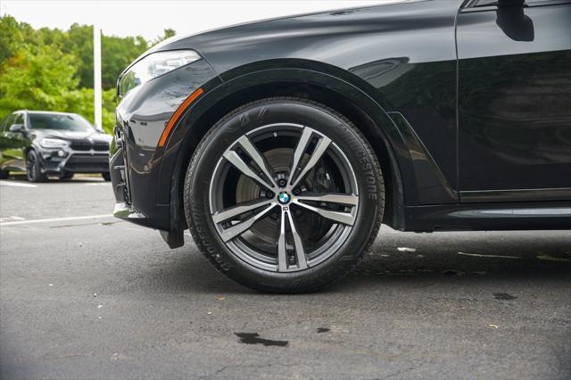 2021 bmw x7 m50i