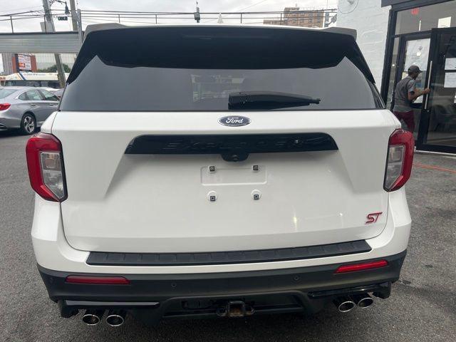 2020 ford explorer st