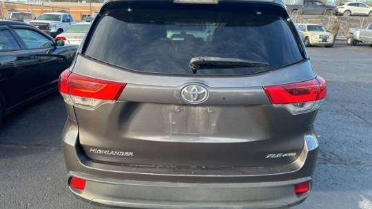 2017 toyota highlander xle