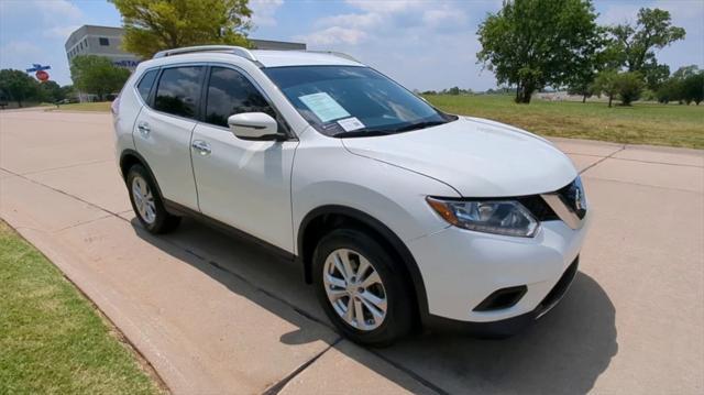 2016 nissan rogue sv