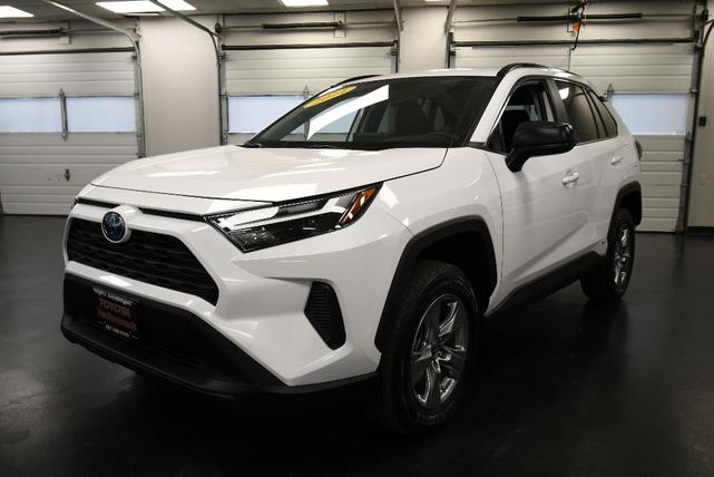2024 toyota rav4 hybrid le