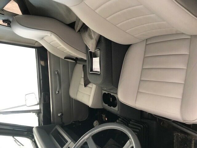 1988 jeep wrangler (garage kept)