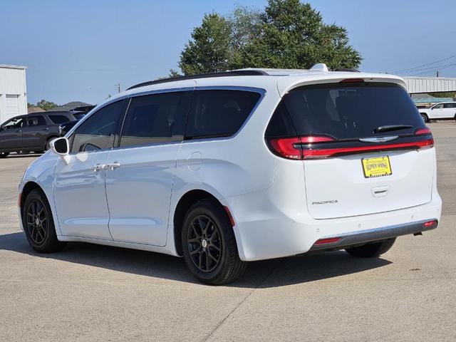 2022 chrysler pacifica touring-l