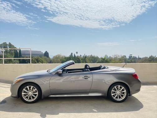 2013 infiniti g37