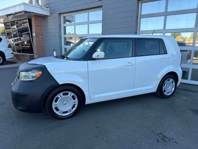 2009 scion xb base