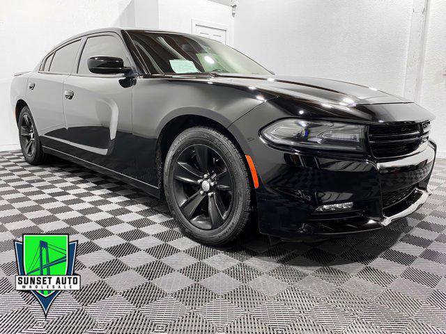 2017 dodge charger sxt