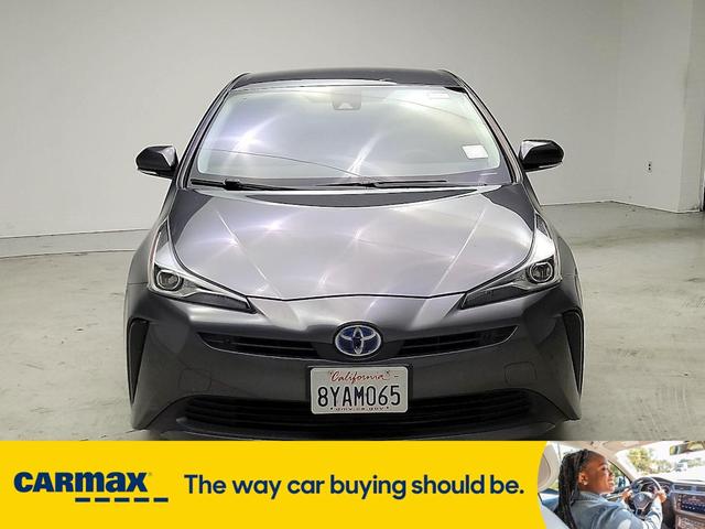 2022 toyota prius le