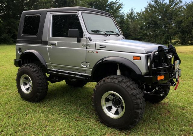 world's nicest suzuki samurai - completely restored & custom! excellent shape!