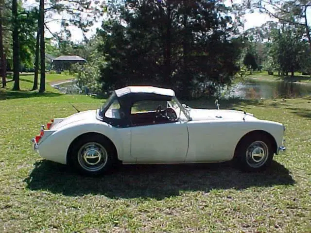 1960 mga roadster old english white w/red interior