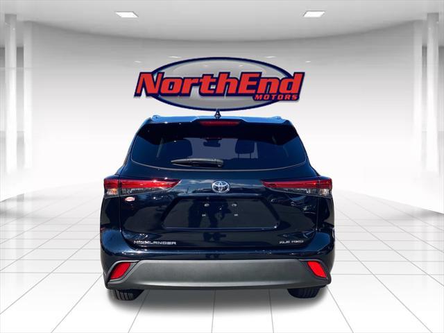 2021 toyota highlander xle