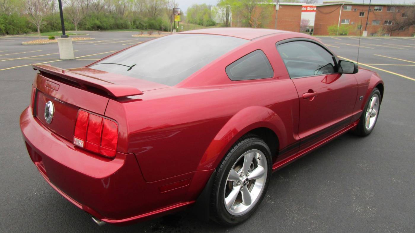 2007 ford mustang