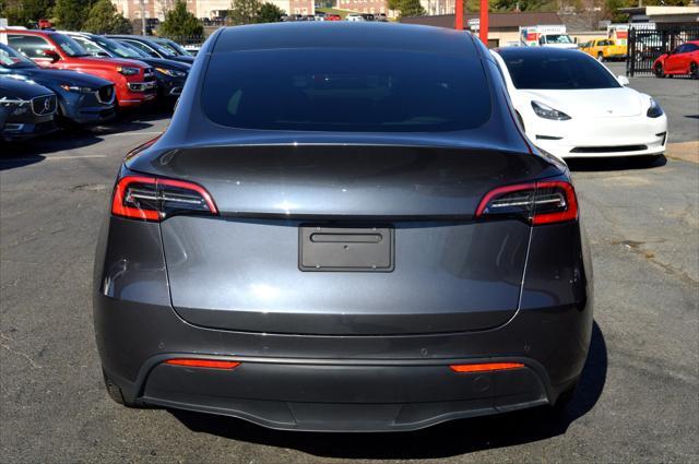 2021 tesla model y standard range rear-wheel drive