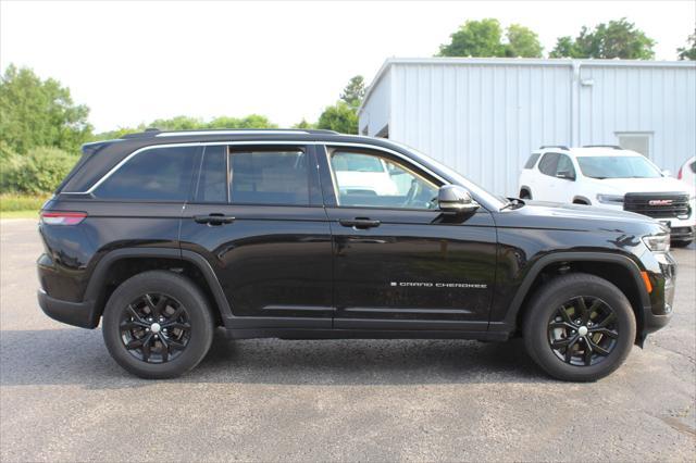 2022 jeep grand cherokee limited x