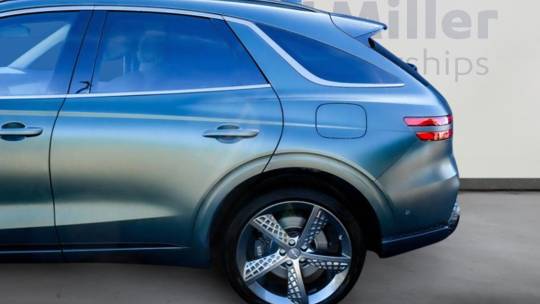 2023 Genesis GV70