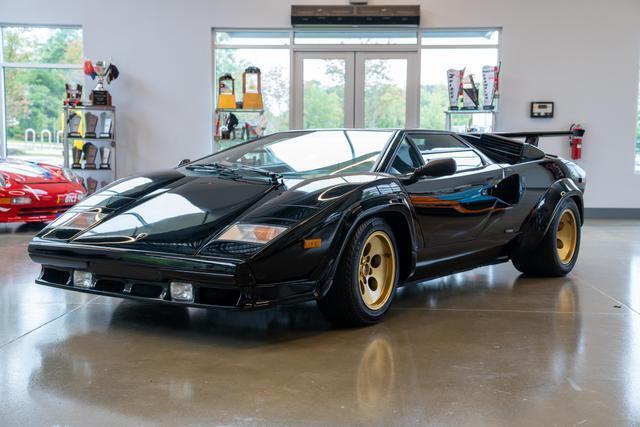 1988 lamborghini countach, black with 8773 miles available now!