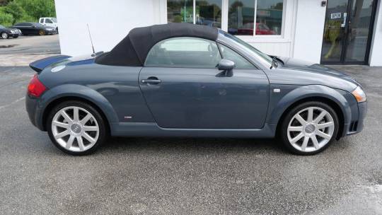 2004 Audi TT