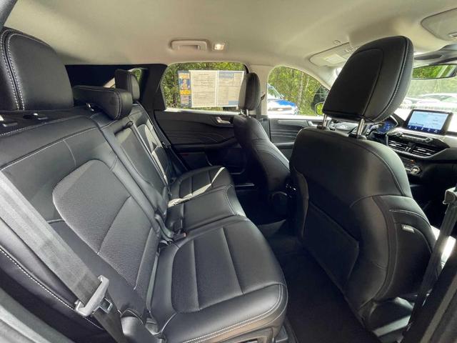 2021 ford escape titanium hybrid