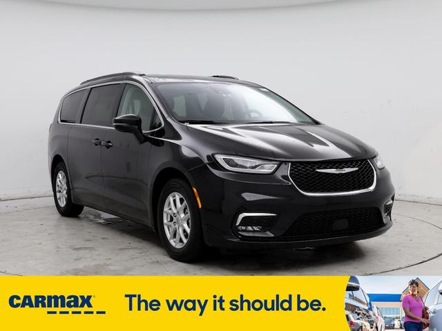 2022 chrysler pacifica touring l