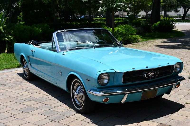 1964 ford mustang