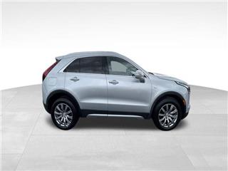 2021 Cadillac XT4 premium luxury