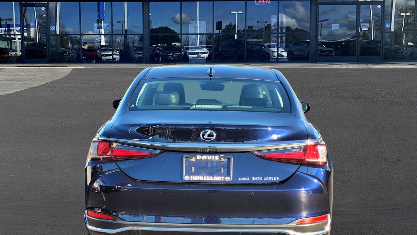2021 lexus es 250 base