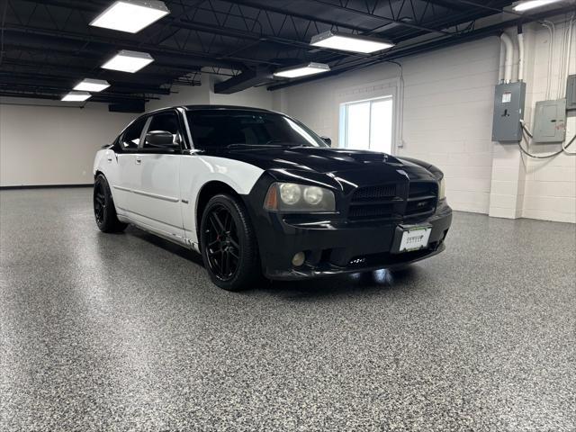 2006 dodge charger srt8