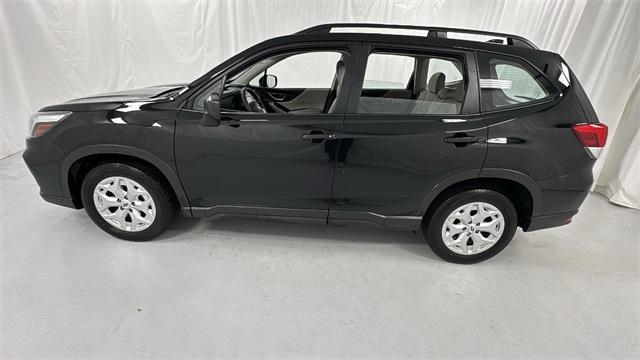 2021 subaru forester base