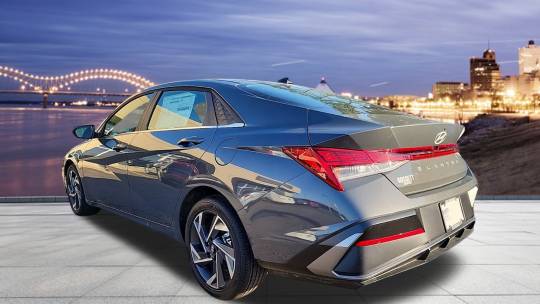 2025 Hyundai Elantra