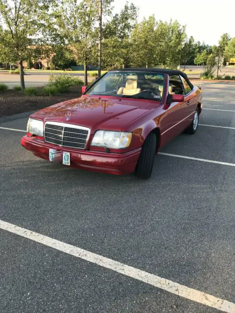 mercedes-benz e320 cabriolet rare imperial red over beige leathe w/clean carfax