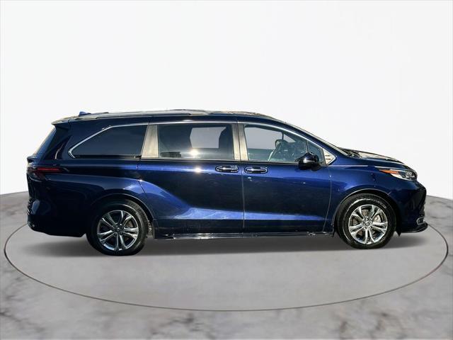 2022 toyota sienna platinum 7 passenger
