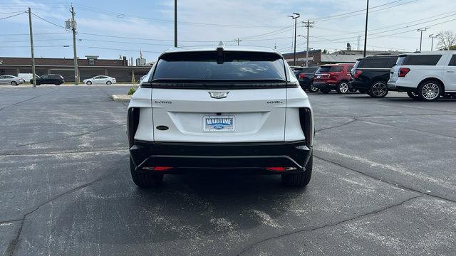 2024 cadillac lyriq sport