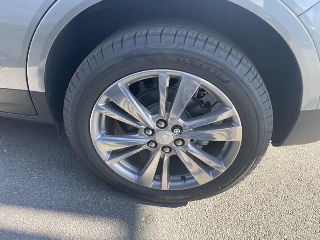 2024 cadillac xt5 premium luxury